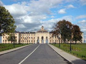 Константиновский дворец в Стрельне. Фото с сайта www.enlight.ru