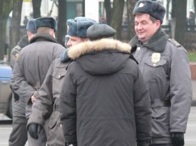 Милиционеры,  Каспаров.Ru