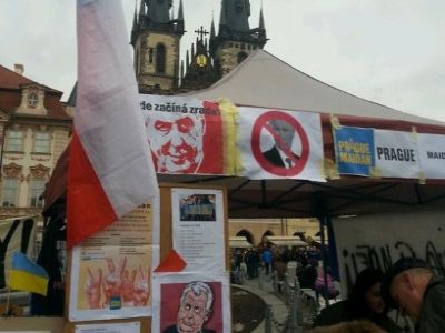Майдан в Праге. Фото: twitter.com